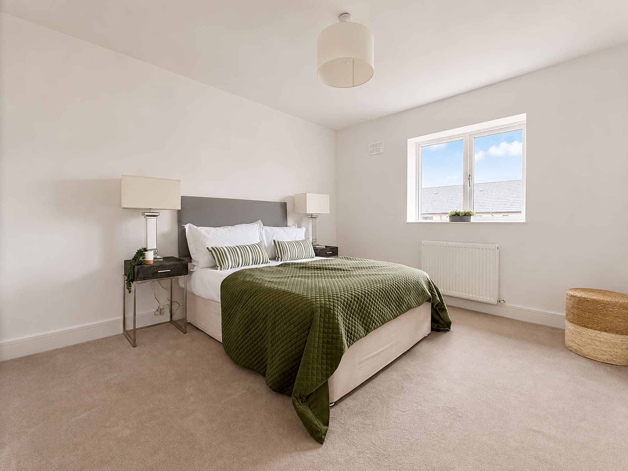 The Oak second bedroom